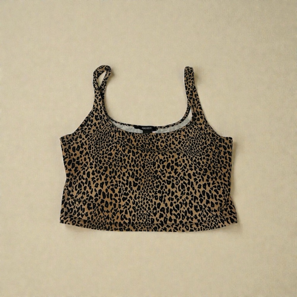 Forever 21 Leopard Print Crop Top